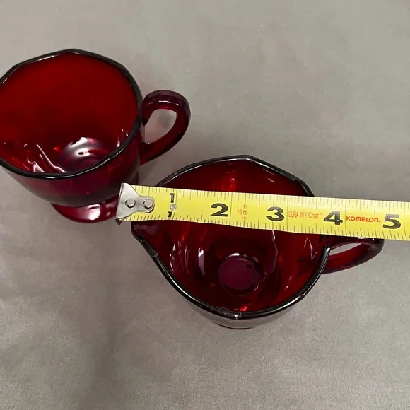 VTG Ruby Red Depression Glass Sugar & Creamer Set W/ Waved Rims - Picture 9 of 10